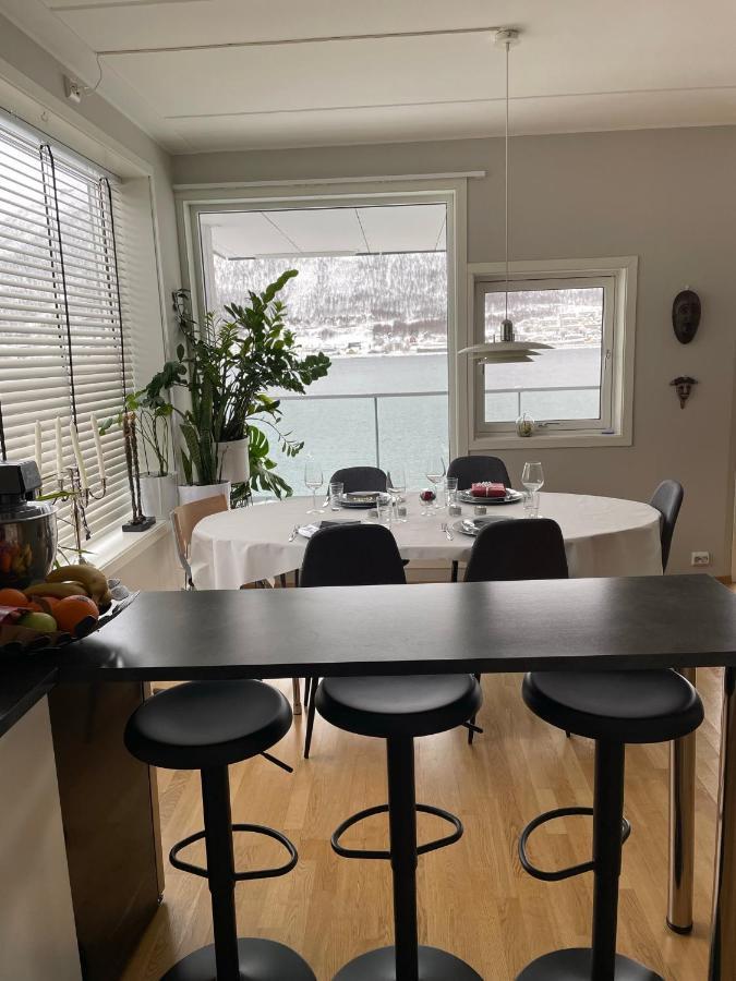 Sea View City Apartment 特罗姆瑟 外观 照片
